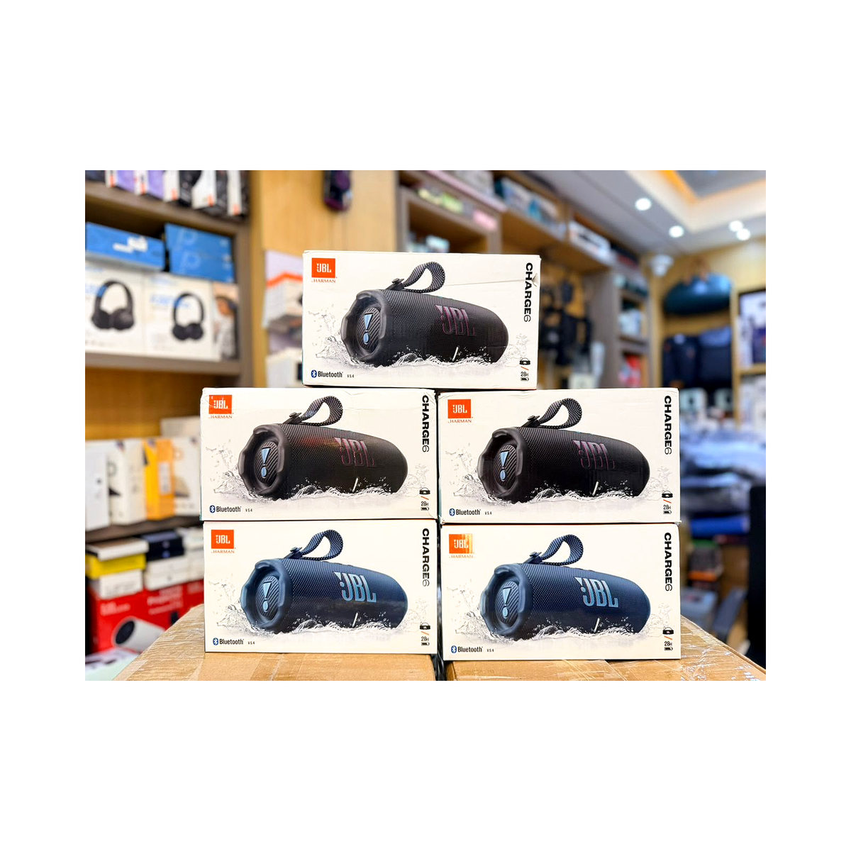 JBL Charge 6 Bluetooth Speaker
