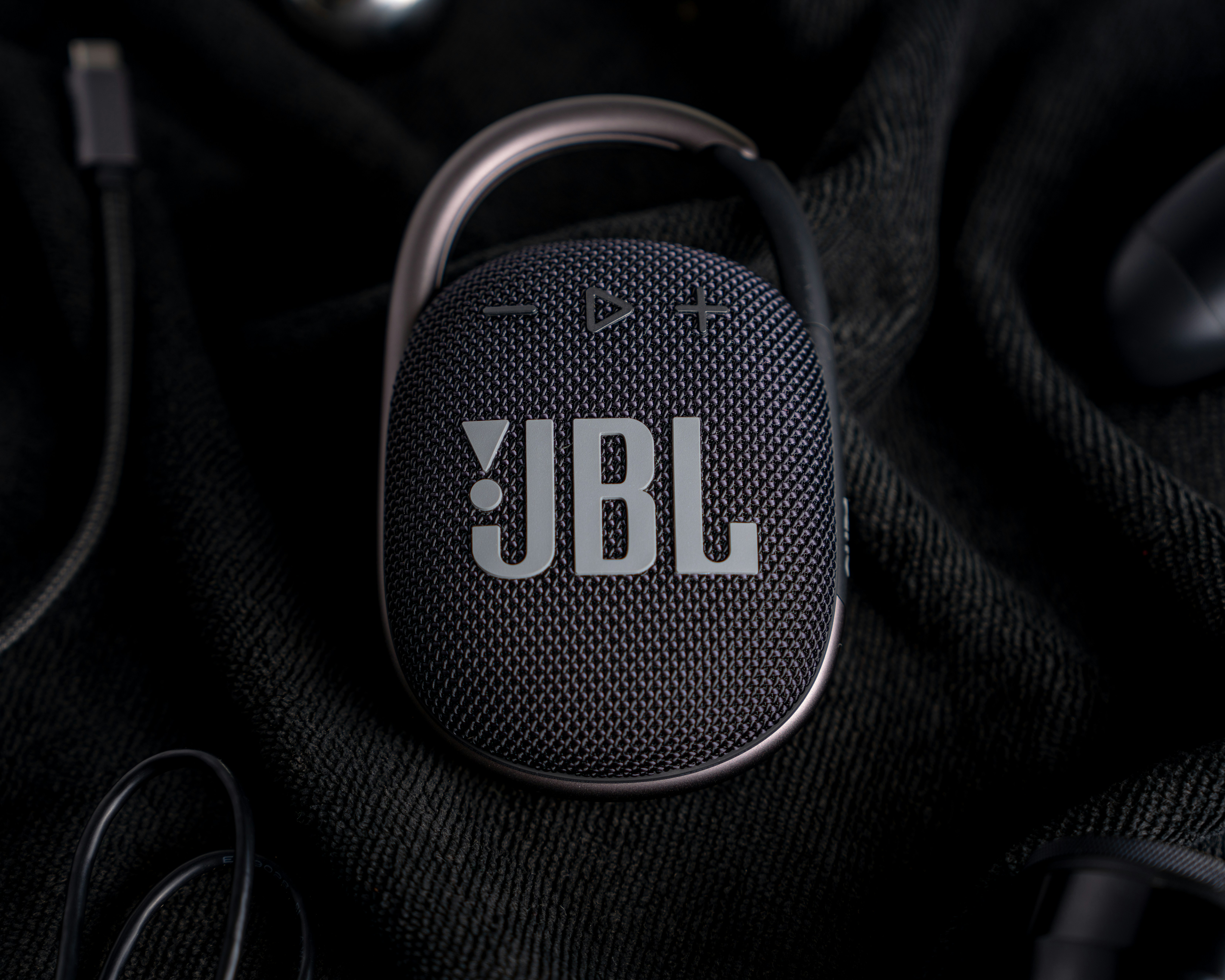 JBL Clip 5